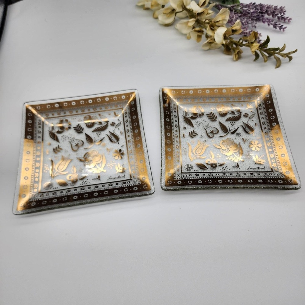 2 Georges Briard MCM Square Glass Tray Gold Design Pebble Bottom Plates Floral